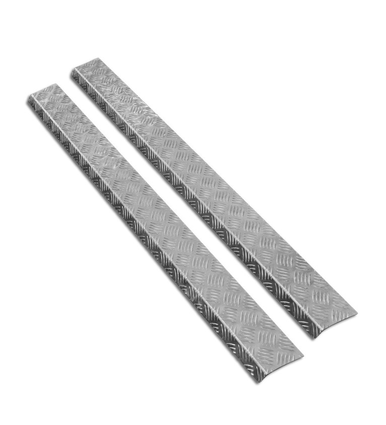 Chequer plate sill guards Suzuki