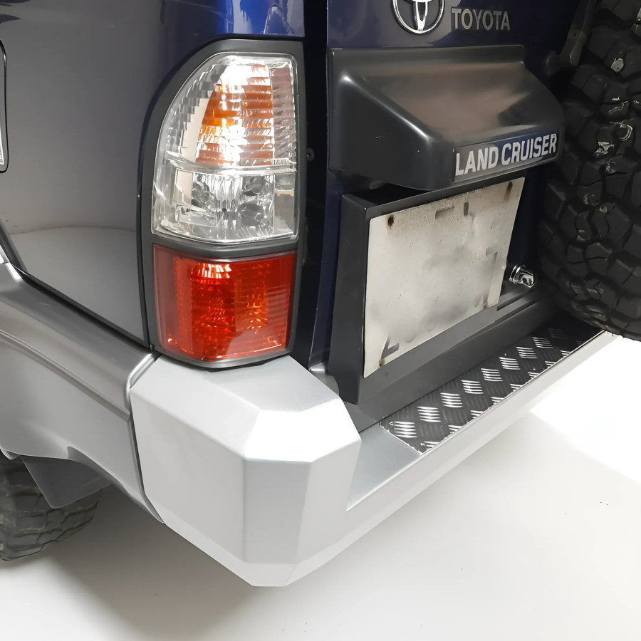 Paraurti posteriore Toyota Land Cruiser Serie 90 - 95