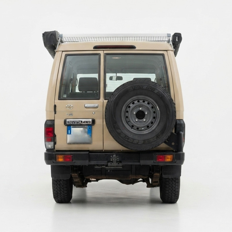 Cancello Portaruota per Toyota Land Cruiser 76 / 78 Series (2007+) | MG Off Road